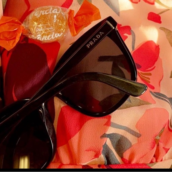 Prada black Women's Sunglasses, PR 03XS - Picture 2 of 7